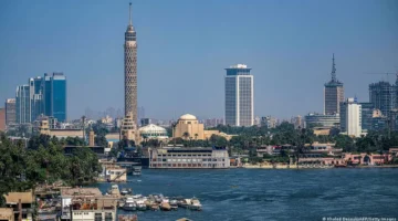 أزمة العقارات بمصر.. كواليس الصدام المشتعل بين عمرو أديب وهشام طلعت مصطفى